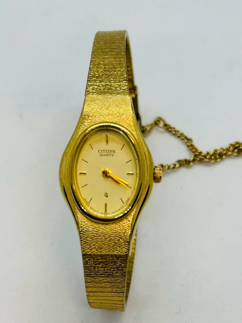 Vintage Citizen Women’s Quartz Gold Tone Watch 16mm New Battery Runs